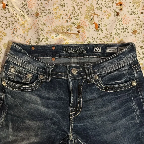 Miss Me Signature-Rise Skinny Jeans Cow Hide Pockets - Picture 6 of 10